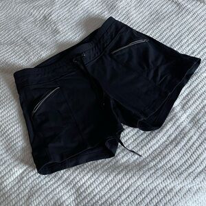 Athleta Black Women's Shorts